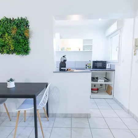 Le Vegetal - 5 Min A Pied Du Centre Avec Jardin Διαμέρισμα